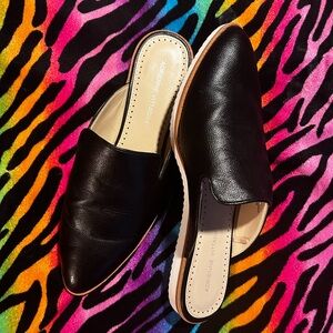 Adrienne Vittadini Women’s Lou Flat Mules size 9 black